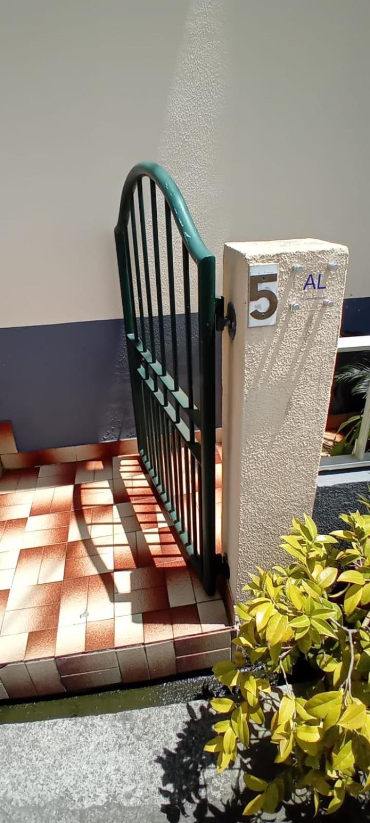 Vitorio'S Guesthouse São Vicente المظهر الخارجي الصورة